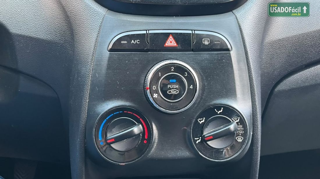 Hyundai HB20 Hatch Unique 1.0 Mecânico Flex 2018/2019 — foto 12 de 18