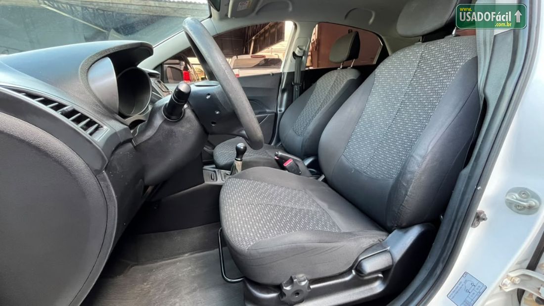 Hyundai HB20 Hatch Unique 1.0 Mecânico Flex 2018/2019 — foto 16 de 18