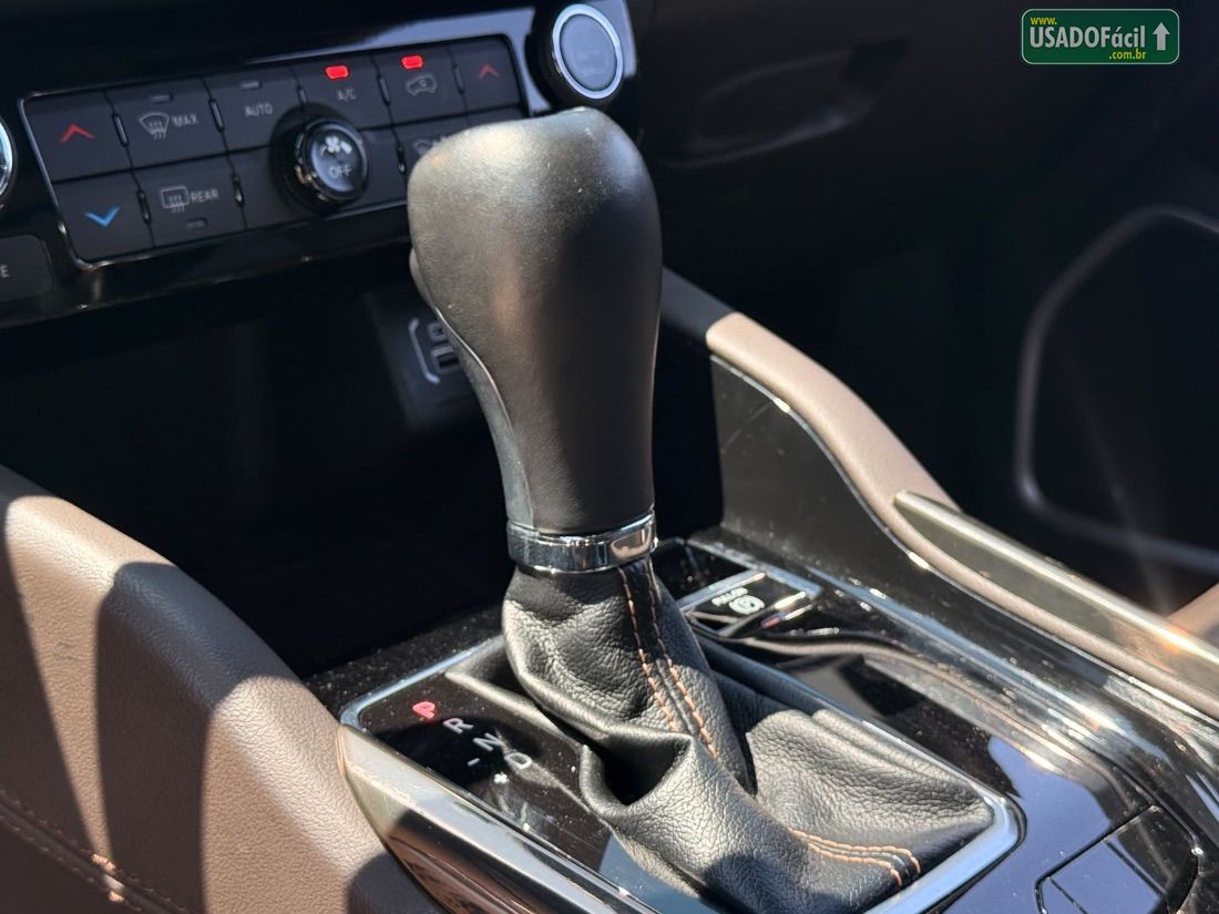 Jeep Commander Overland T270 1.3 Turbo Automático Flex 2024/2024 — foto 7 de 20