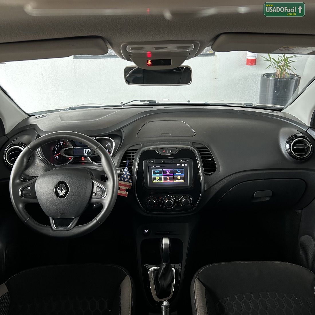 Renault Captur Zen 1.6 Automático Flex 2017/2018 — foto 5 de 10