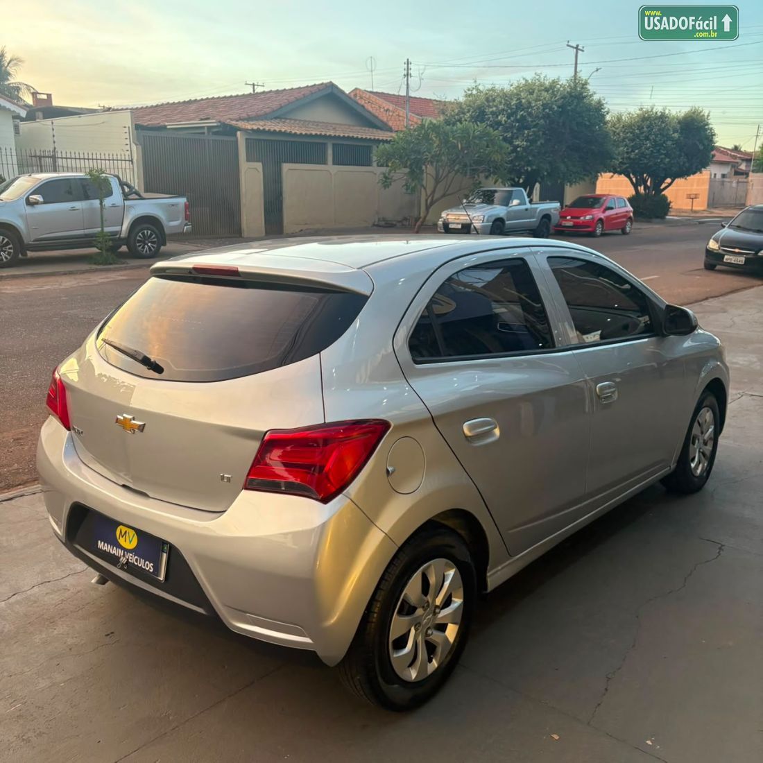 CHEVROLET/GM Onix Hatch LT 1.0 Mecânico Flex 2019/2019 — foto 5 de 9