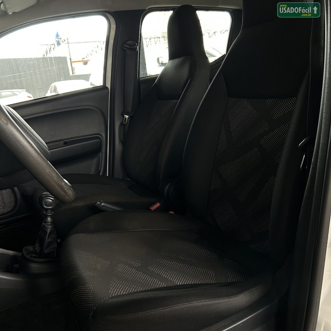 Fiat Mobi Like Flex 2023/2024 — foto 6 de 10