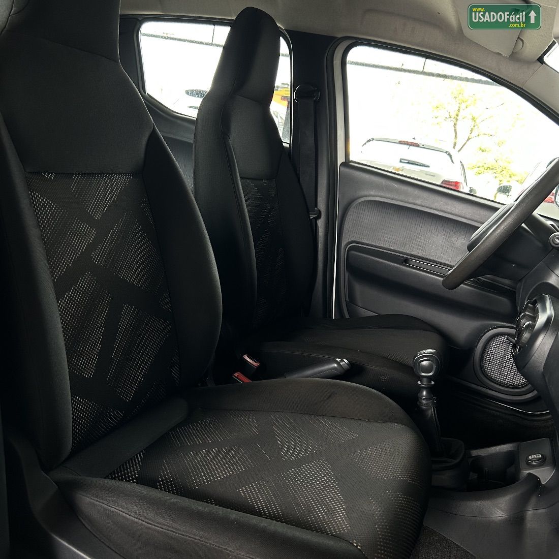 Fiat Mobi Like Flex 2023/2024 — foto 7 de 10