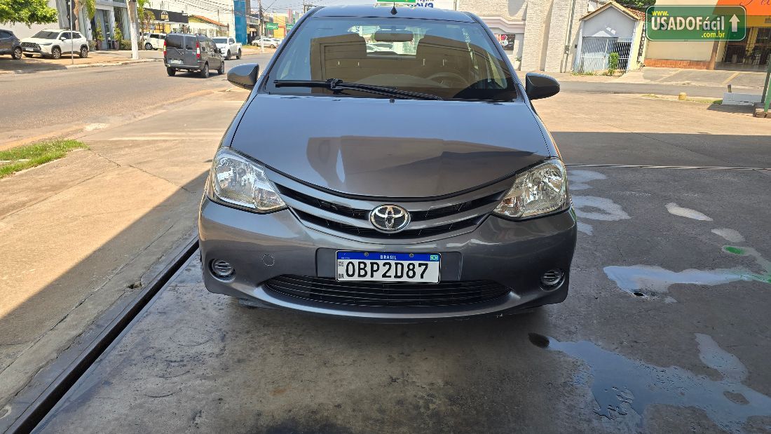 Toyota Etios Hatch X 1.3 Mecânico Flex 2014/2014 — foto 5 de 9
