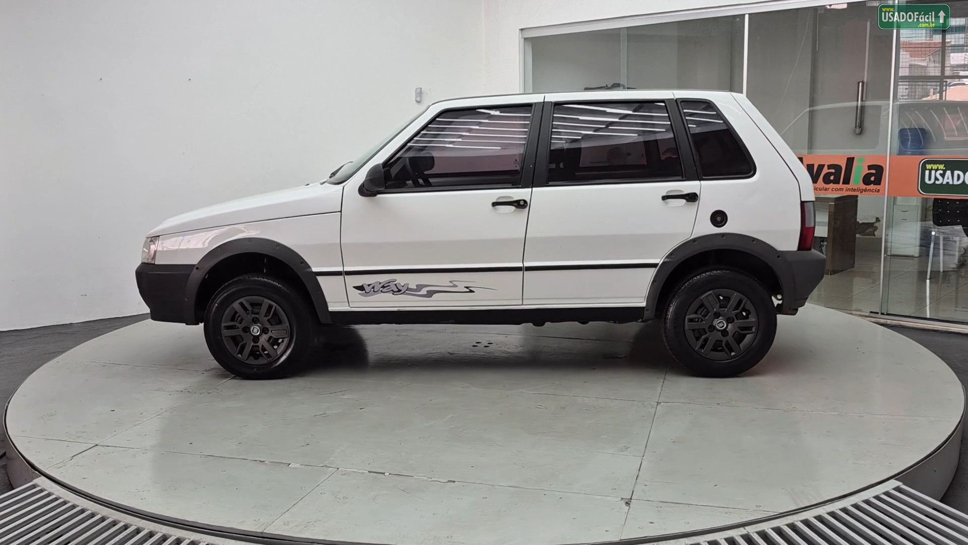 Fiat Uno Mille Way Economy Fire 1.0 Flex 4P 2013/2013 — foto 8 de 23