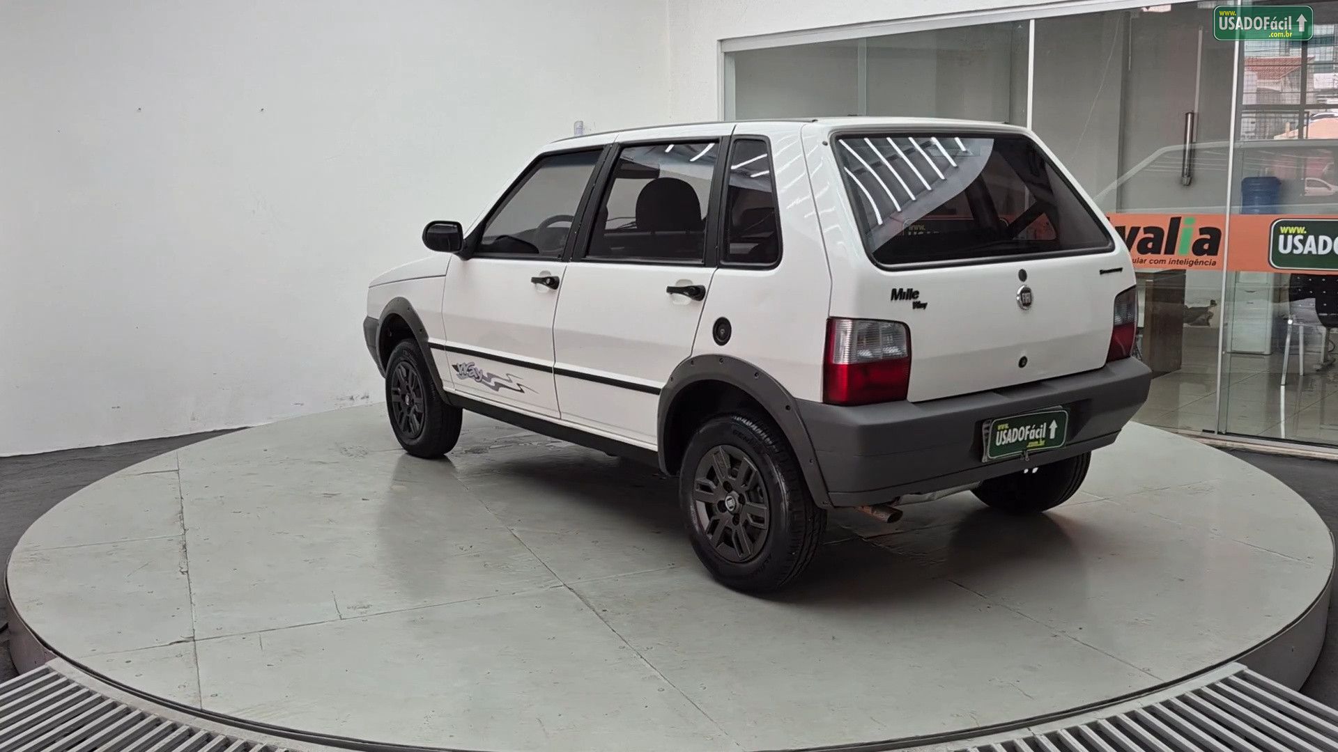 Fiat Uno Mille Way Economy Fire 1.0 Flex 4P 2013/2013 — foto 7 de 23