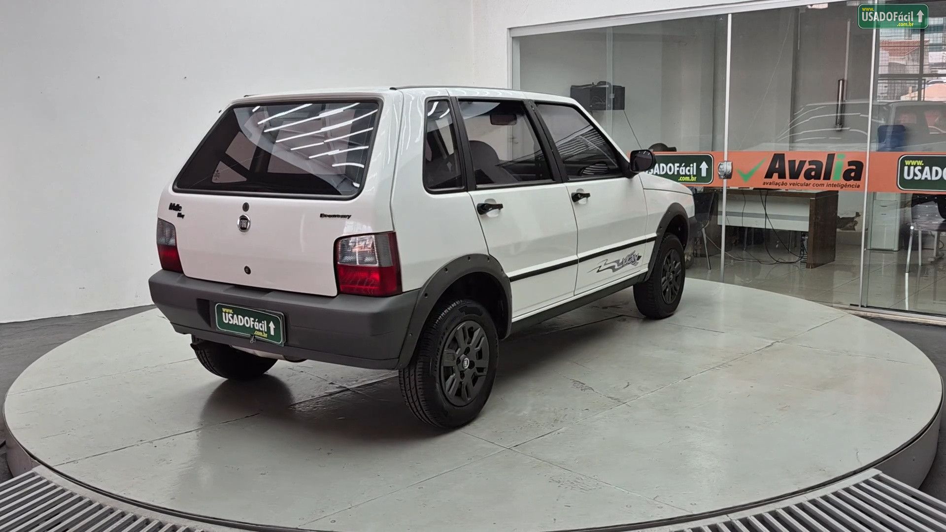 Fiat Uno Mille Way Economy Fire 1.0 Flex 4P 2013/2013 — foto 5 de 23