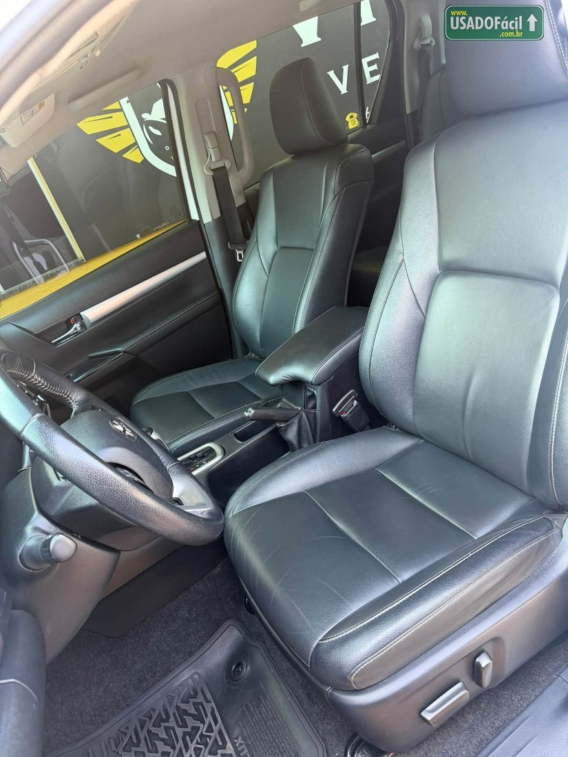 Toyota Hilux SRV CD 2.7 4X2 Automático Flex 2019/2020 — foto 10 de 11