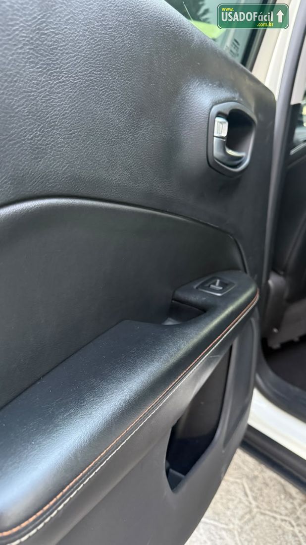 Jeep Compass Longitude 2.0 4x2 Automático Flex 2019/2020 — foto 14 de 17