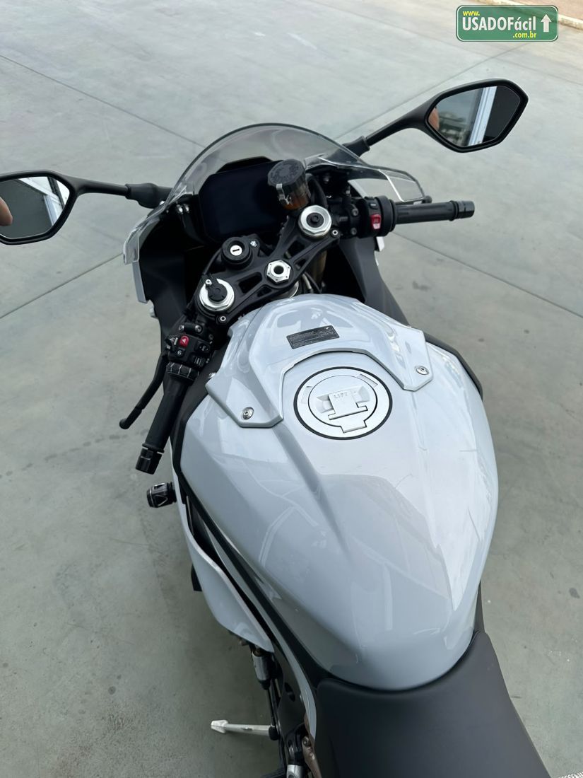 BMW S 1000 RR 2021/2022 — foto 9 de 12