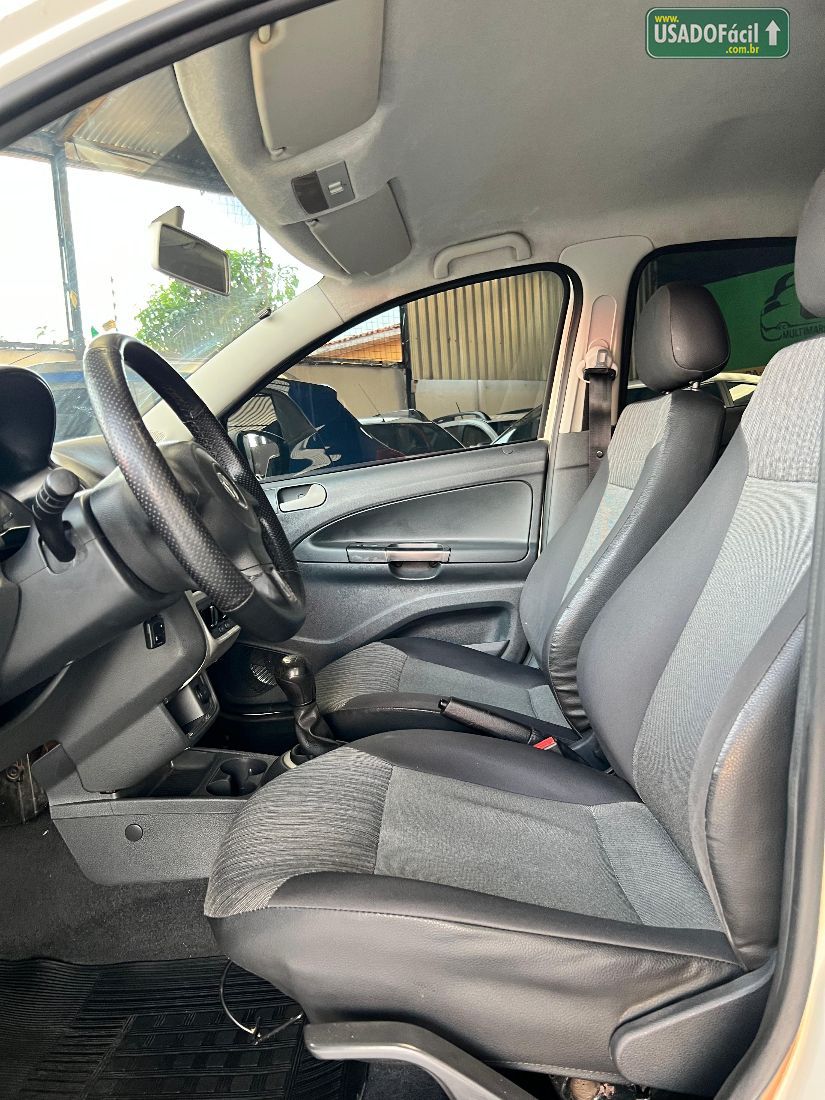 Volkswagen Gol City Trend 1.0 Mi Total Flex 2P 2014/2014 — foto 6 de 9