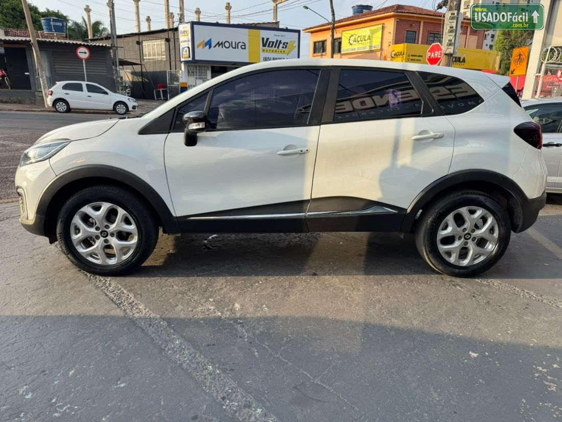 Renault Captur Zen 1.6 Mecânico Flex 2017/2018 — foto 3 de 14