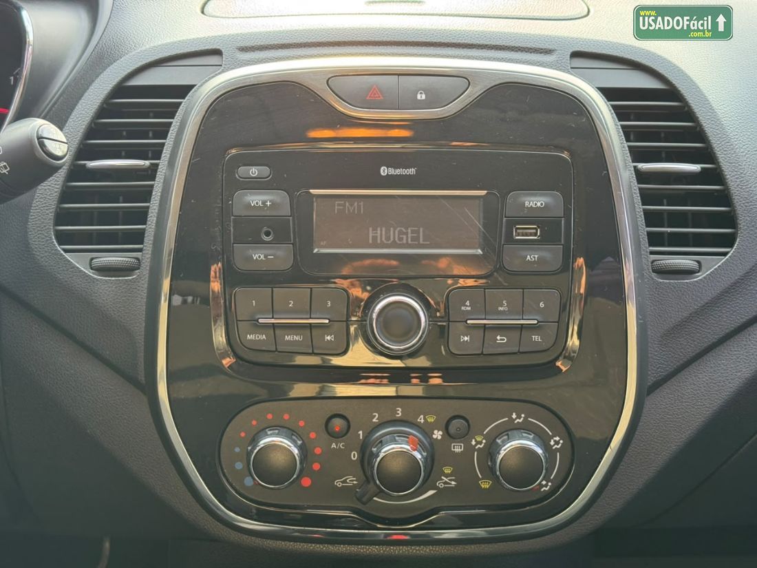 Renault Captur Zen 1.6 Mecânico Flex 2017/2018 — foto 8 de 14