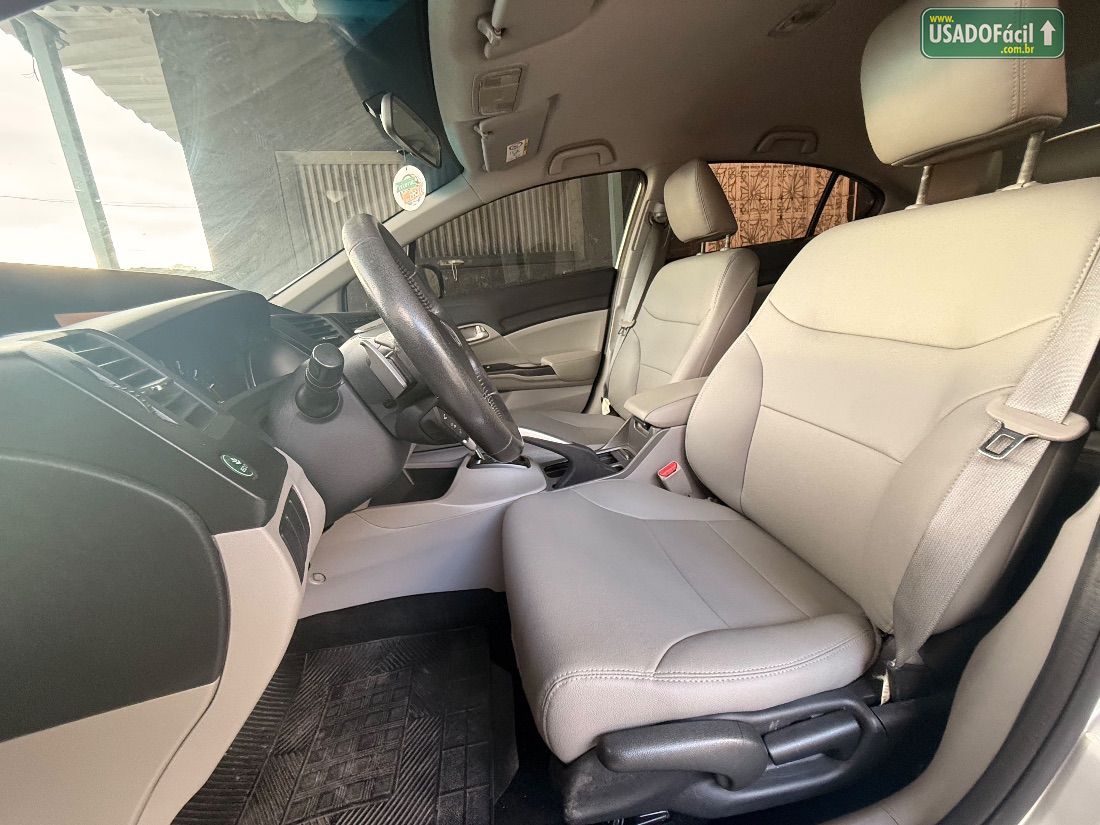 Honda Civic Sedan LXR 2.0 Automático Flexone 2014/2015 — foto 16 de 18