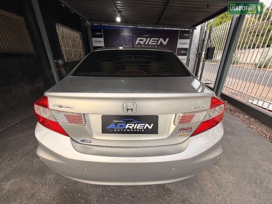 Honda Civic Sedan LXR 2.0 Automático Flexone 2014/2015 — foto 8 de 18