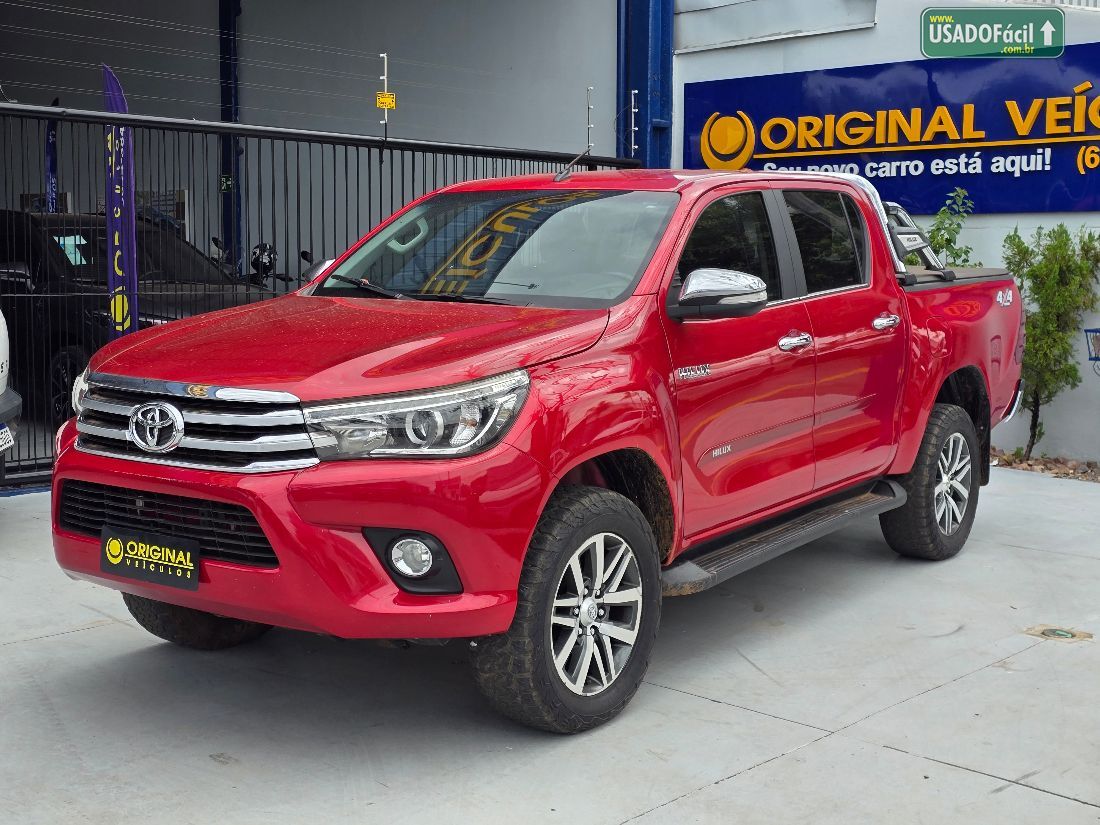 Toyota Hilux SRX CD 2.8 4x4 TDI Automático Diesel 2015/2016 — foto 2 de 9
