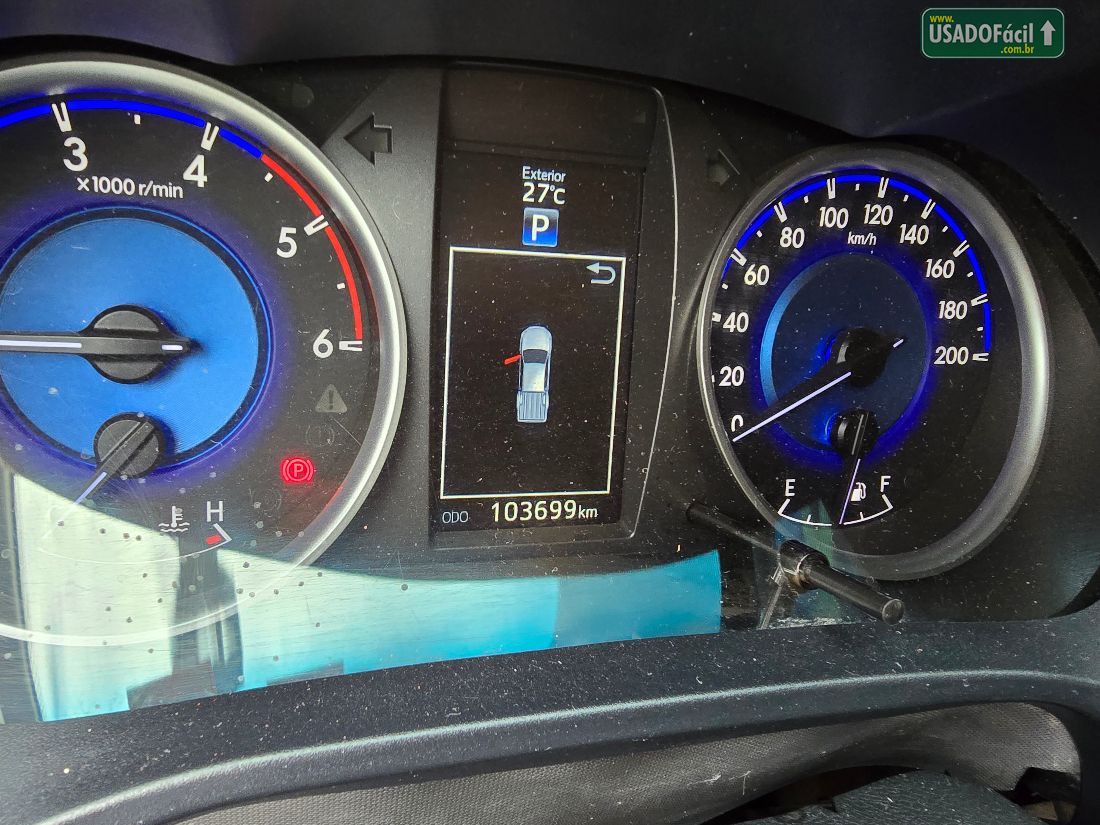 Toyota Hilux SRX CD 2.8 4x4 TDI Automático Diesel 2015/2016 — foto 8 de 9