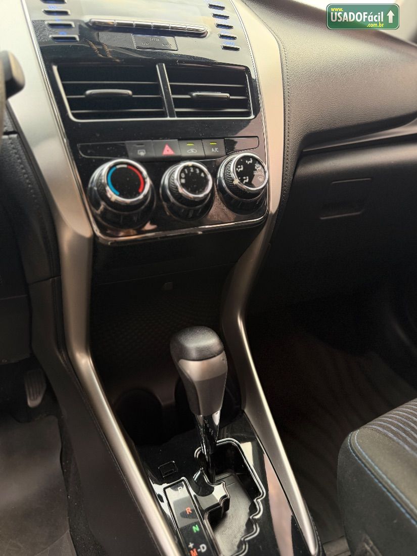 Toyota Yaris Sedan XL 1.5 Automático Flex 2019/2019 — foto 11 de 14
