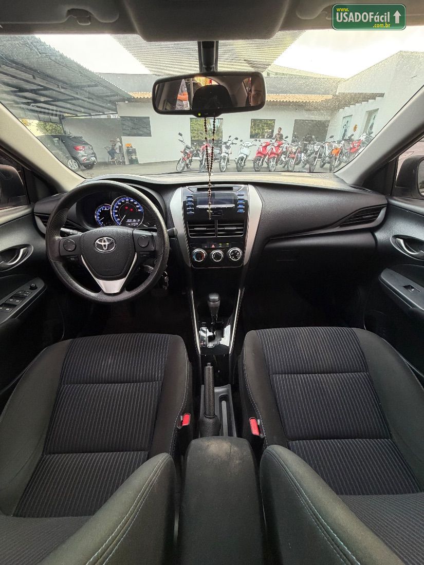 Toyota Yaris Sedan XL 1.5 Automático Flex 2019/2019 — foto 12 de 14