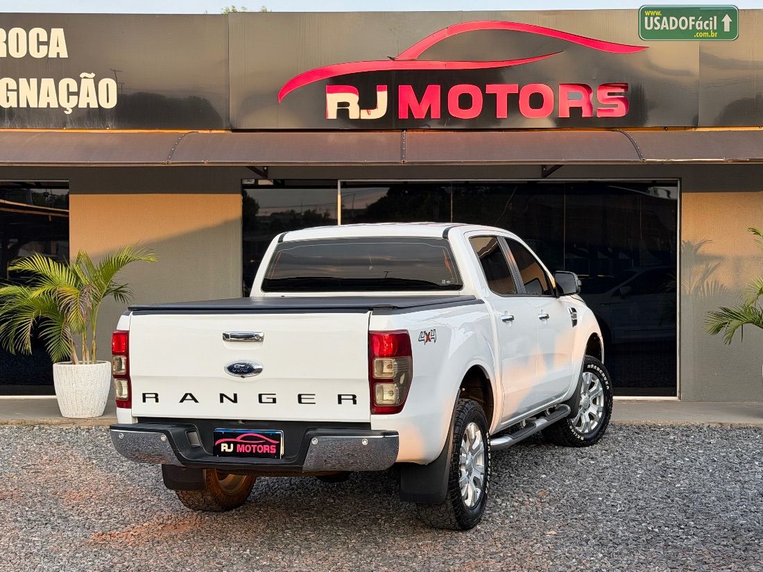 Ford Ranger XLT CD 3.2 4X4 Automático Diesel 2017/2018 — foto 2 de 10
