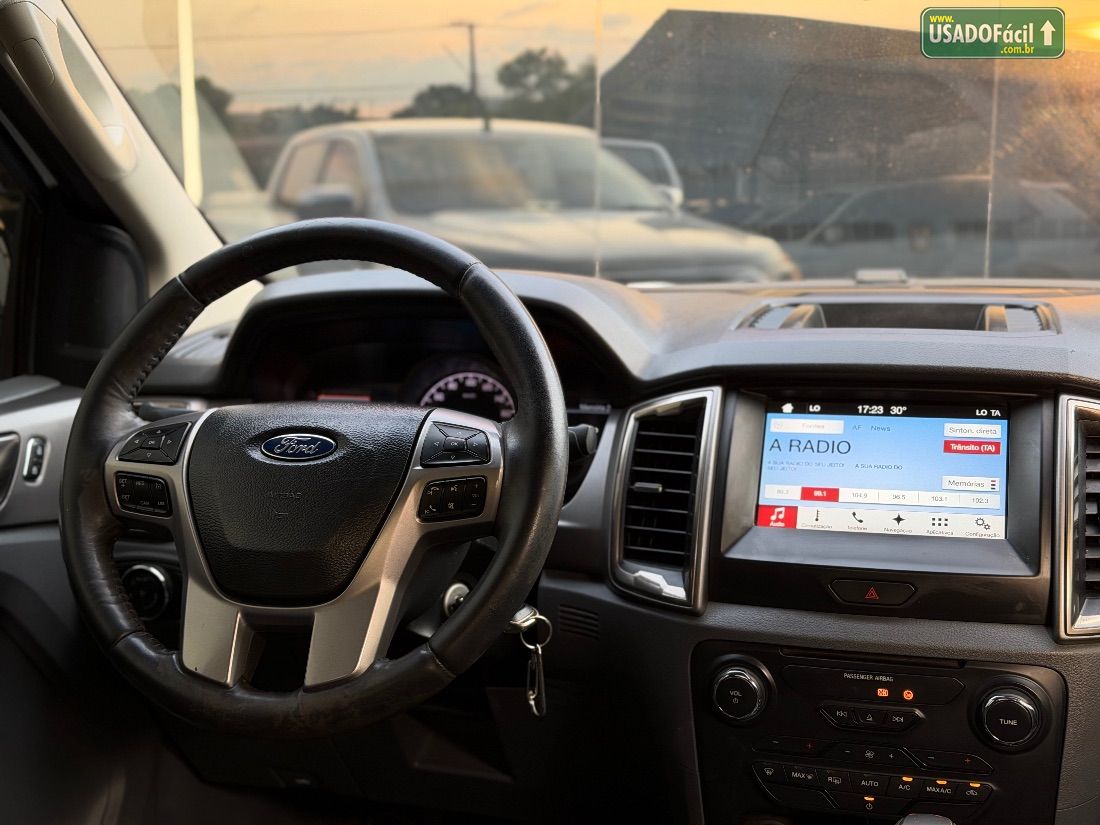 Ford Ranger XLT CD 3.2 4X4 Automático Diesel 2017/2018 — foto 7 de 10