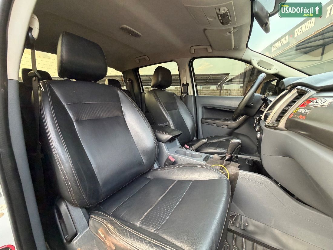 Ford Ranger XLT CD 3.2 4X4 Automático Diesel 2017/2018 — foto 8 de 10