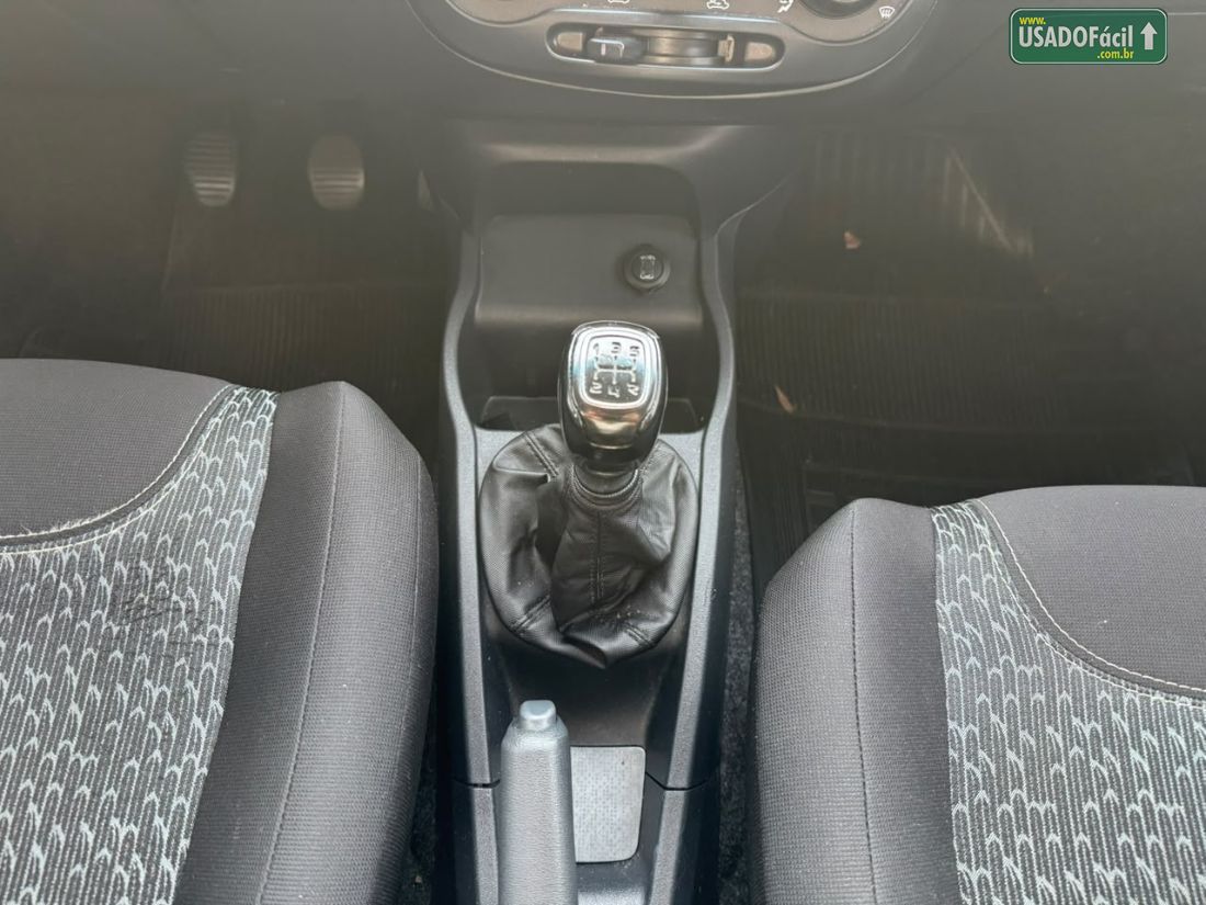 Fiat Uno Attractive 1.0 Fire Flex 5P 2021/2021 — foto 11 de 15