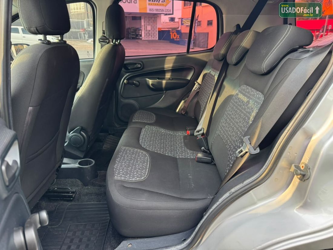 Fiat Uno Attractive 1.0 Fire Flex 5P 2021/2021 — foto 12 de 15