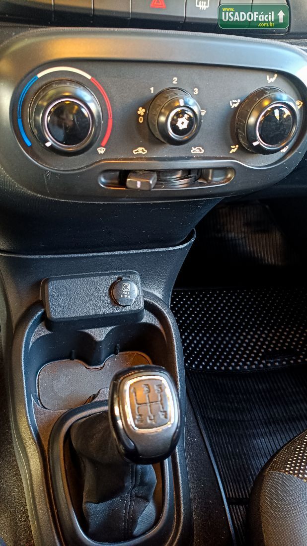 Fiat Mobi Like Flex 2016/2017 — foto 19 de 24