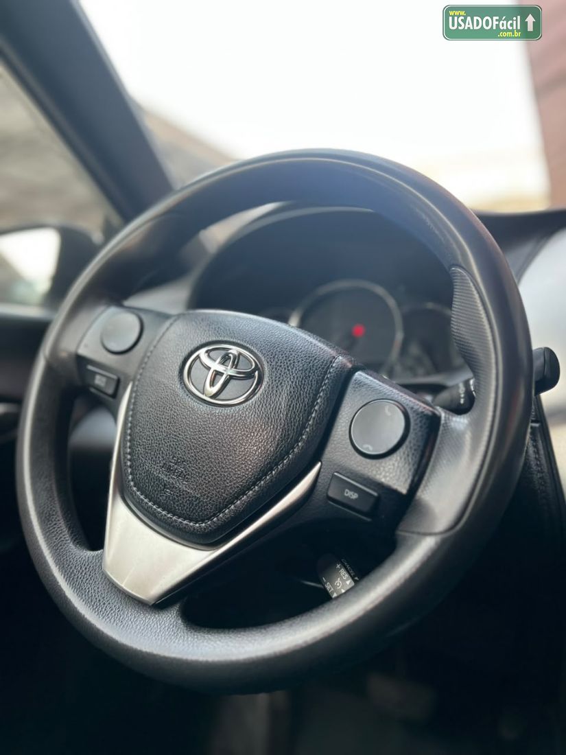 Toyota Yaris Hatch XL 1.3 Automático Flex 2018/2019 — foto 9 de 14
