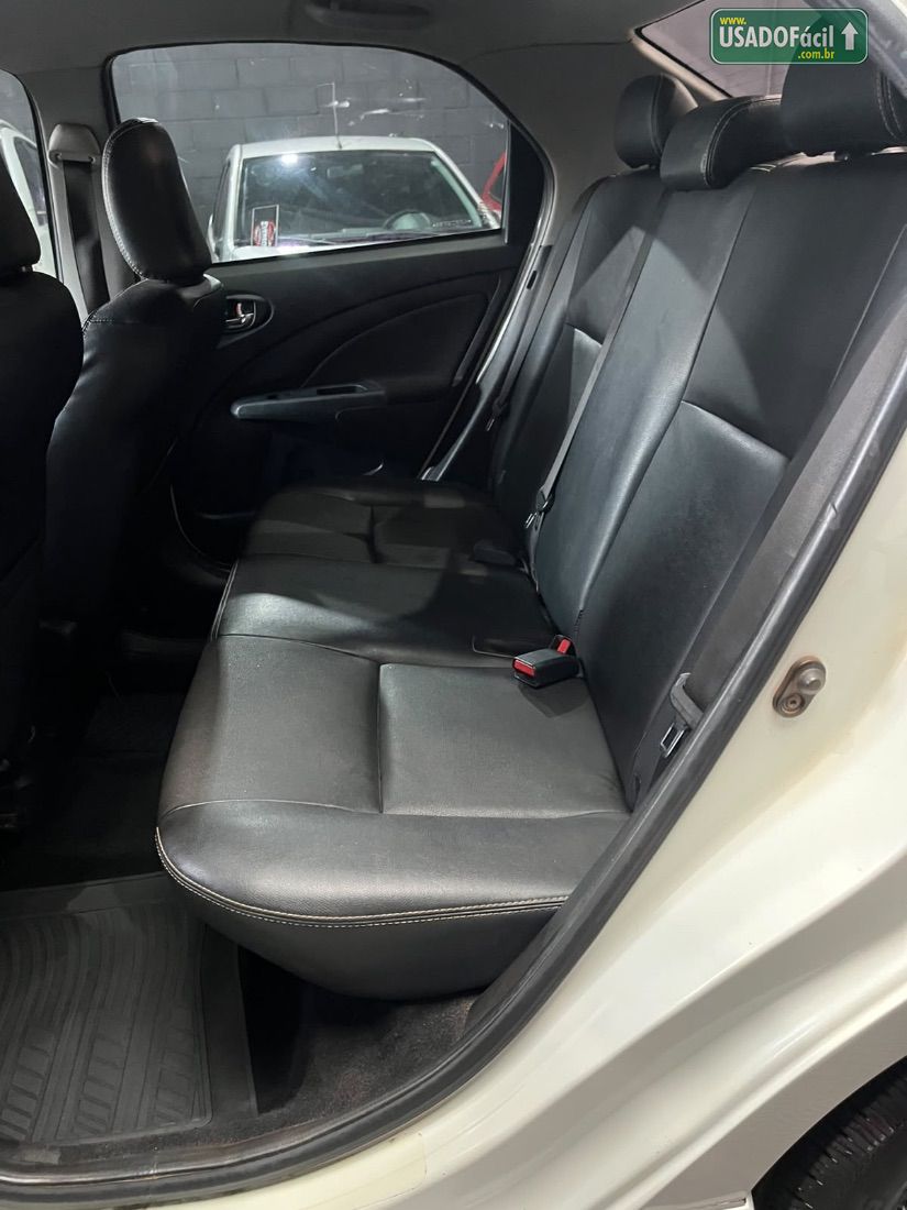Toyota Etios Sedan XLS 1.5 Automático Flex 2018/2019 — foto 10 de 18