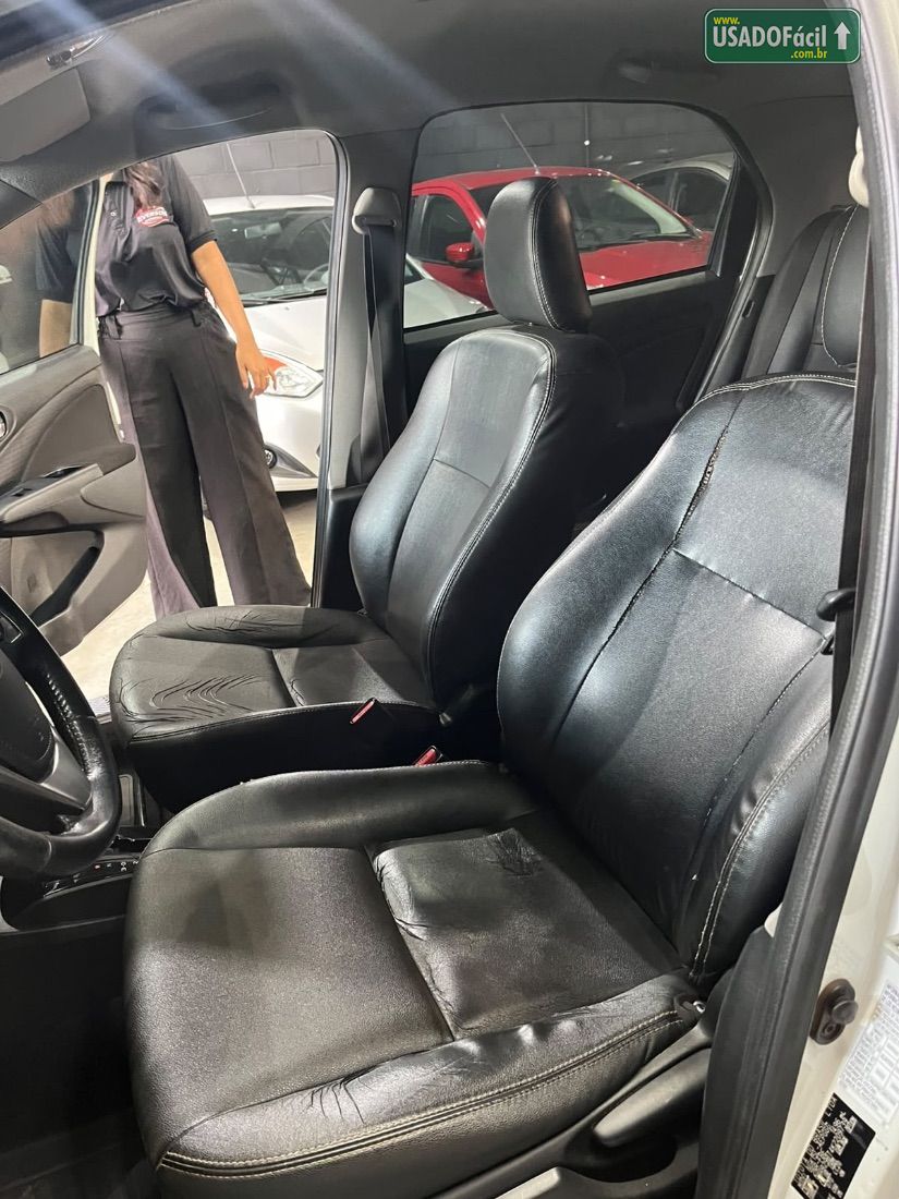 Toyota Etios Sedan XLS 1.5 Automático Flex 2018/2019 — foto 12 de 18