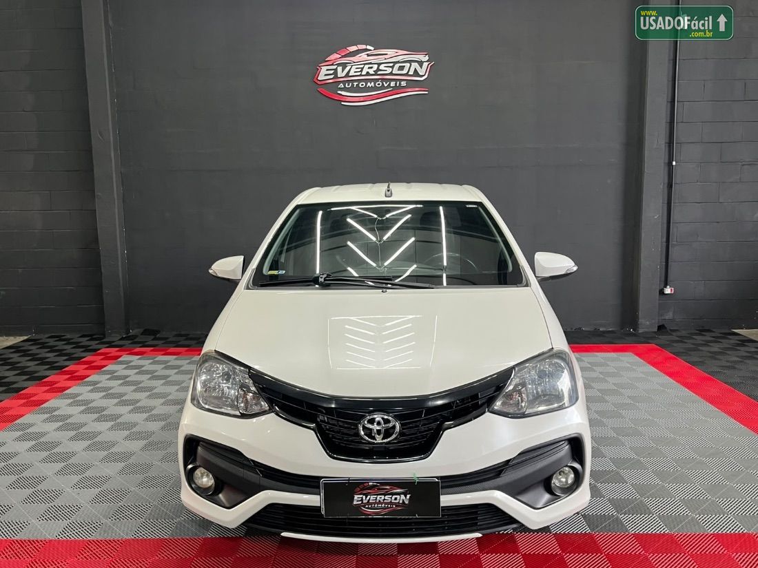 Toyota Etios Sedan XLS 1.5 Automático Flex 2018/2019 — foto 2 de 18