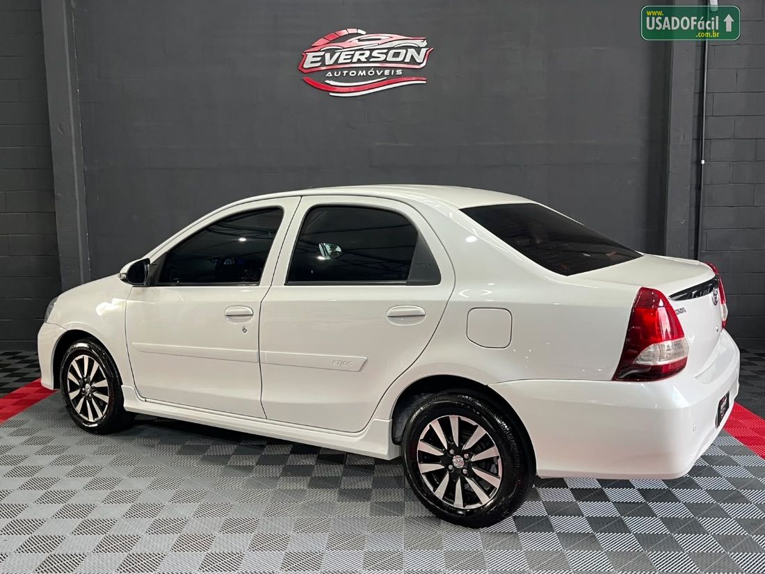 Toyota Etios Sedan XLS 1.5 Automático Flex 2018/2019 — foto 5 de 18