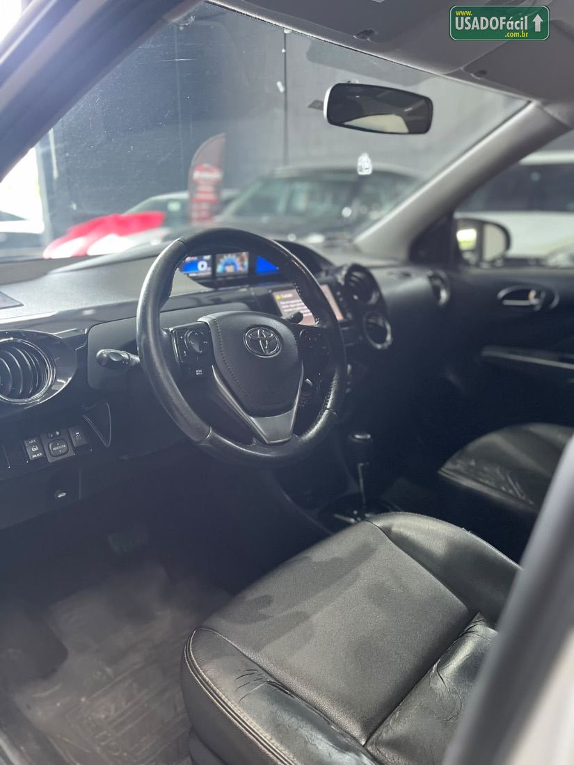 Toyota Etios Sedan XLS 1.5 Automático Flex 2018/2019 — foto 9 de 18