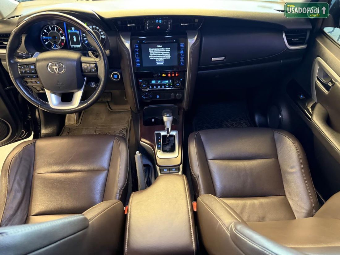 Toyota Hilux SW4 SRX 2.8 4x4 TDI Automático Diesel 2019/2019 — foto 11 de 20