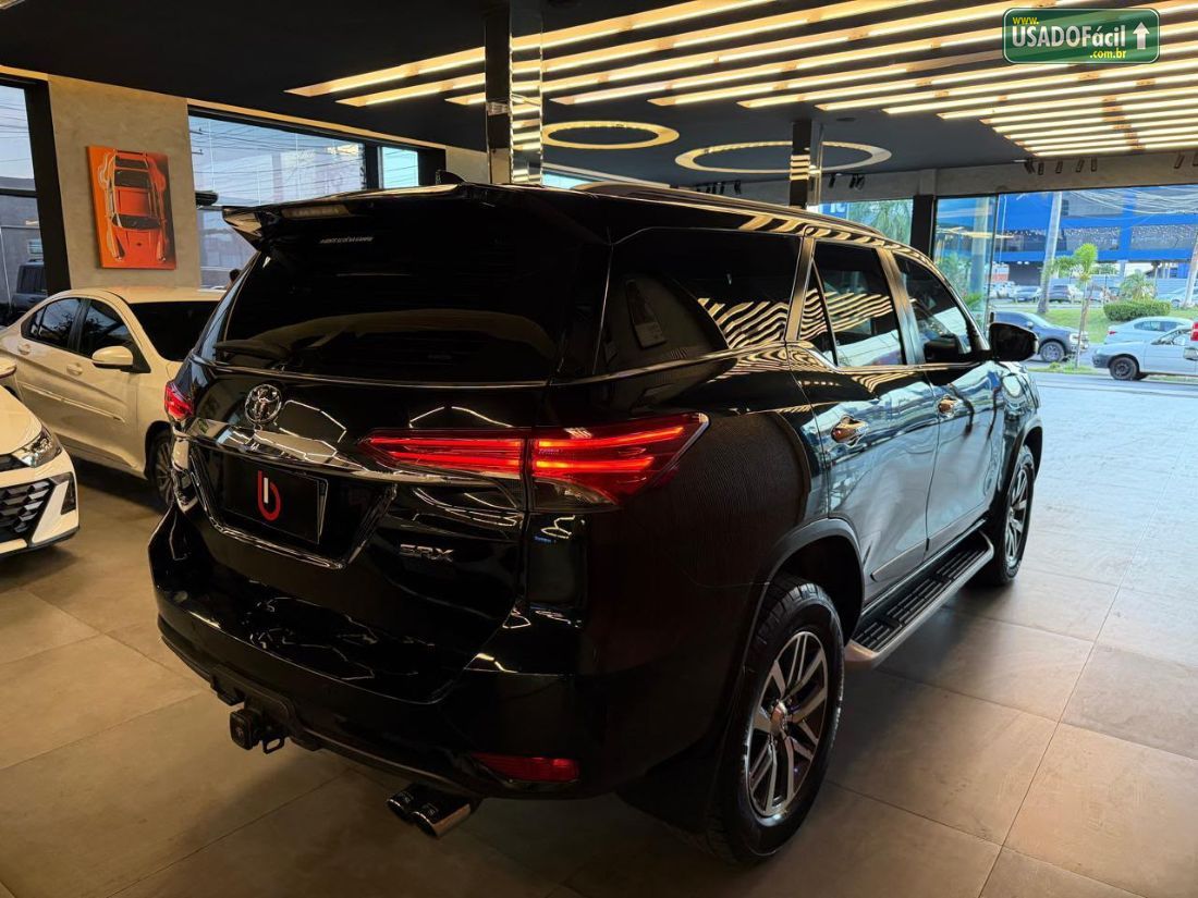 Toyota Hilux SW4 SRX 2.8 4x4 TDI Automático Diesel 2019/2019 — foto 6 de 20