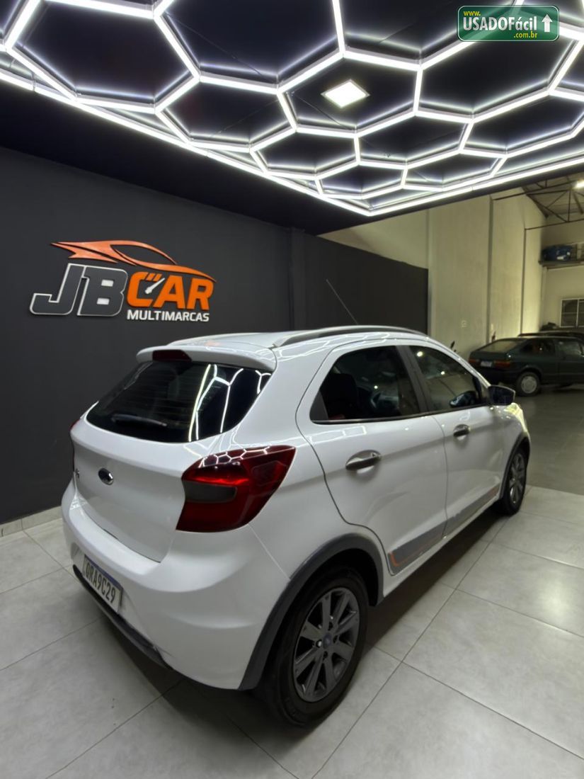 Ford Ka Hatch Trail 1.5 Mecânico Flex 5P 2017/2018 — foto 4 de 6