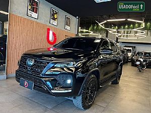 Toyota Hilux SRX CD 2.8 4x4 TDI Automático Diesel