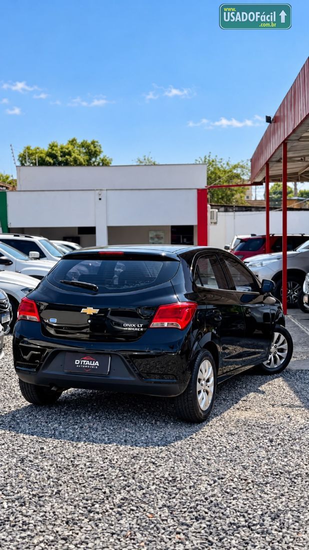 CHEVROLET/GM Onix Hatch LT 1.4 Mecânico Flex 2016/2017 — foto 6 de 10
