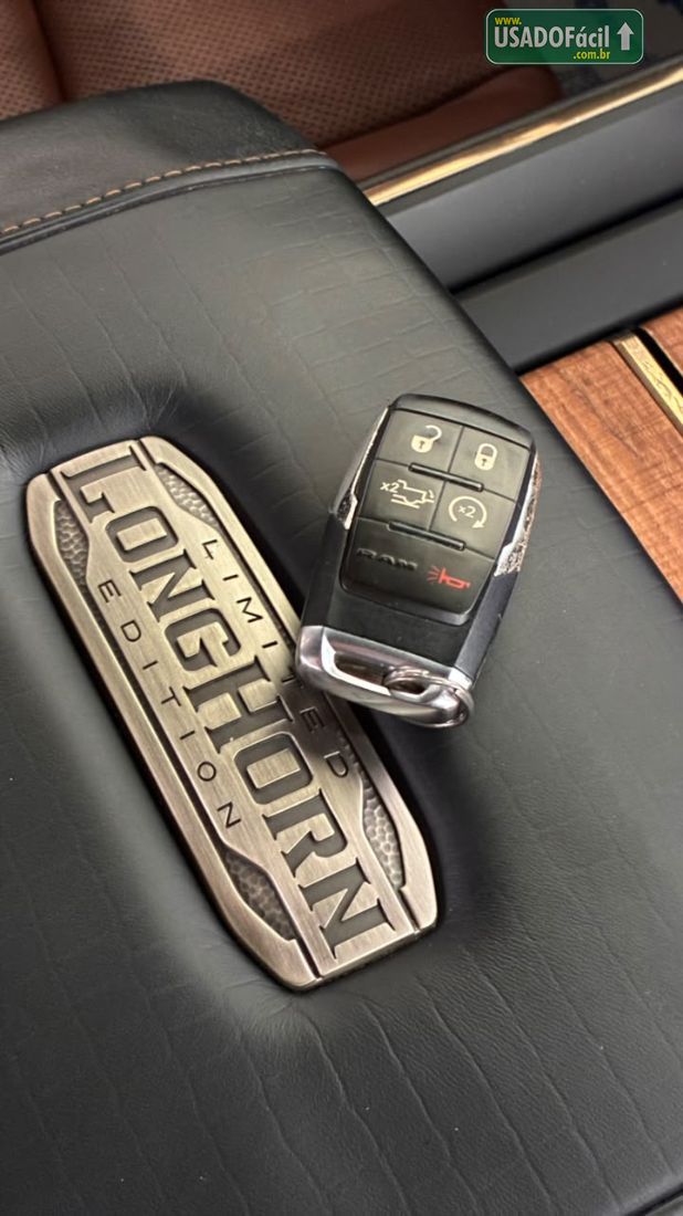 RAM 3500 LIMITED LONGHORN 6.7 TB CD Diesel 2023/2023 — foto 11 de 19