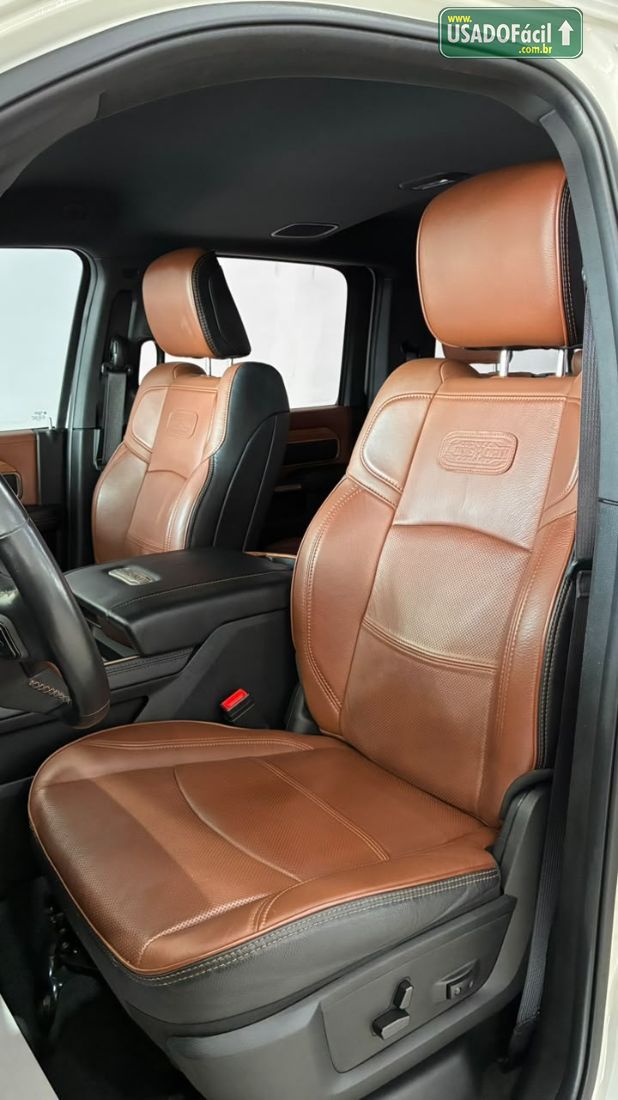 RAM 3500 LIMITED LONGHORN 6.7 TB CD Diesel 2023/2023 — foto 13 de 19