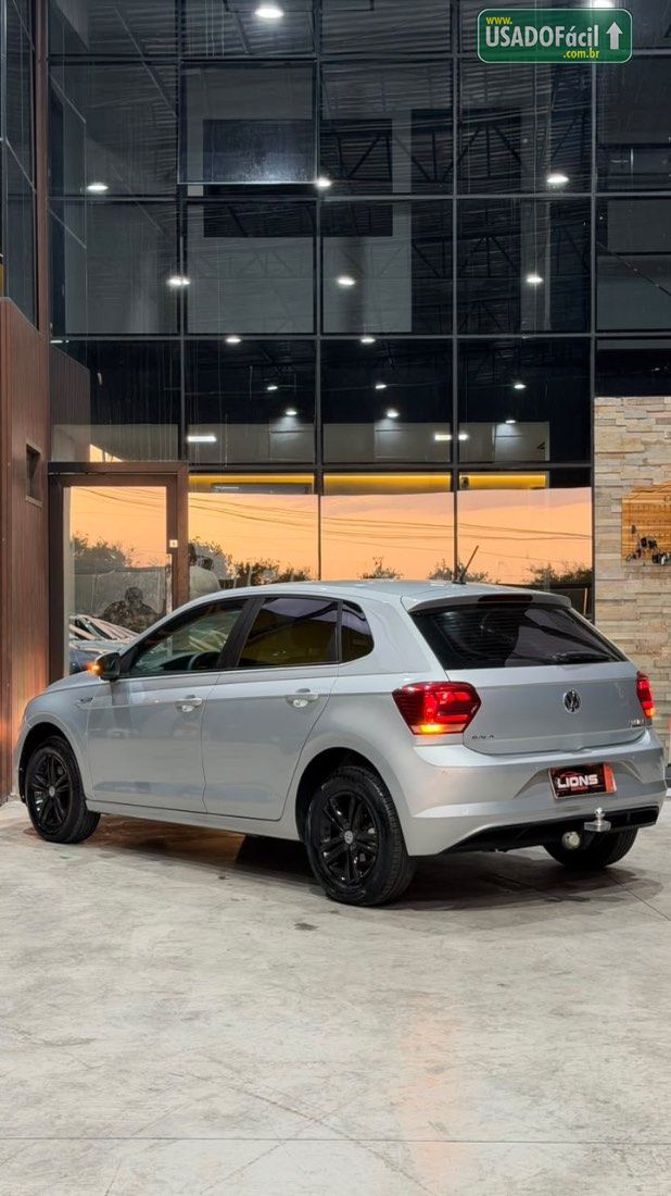 Volkswagen Polo Comfortline 1.0 200 TSI Automático Flex 2017/2018 — foto 10 de 10