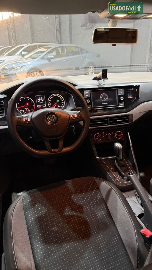 Volkswagen Polo Comfortline 1.0 200 TSI Automático Flex 2017/2018 — foto 8 de 10
