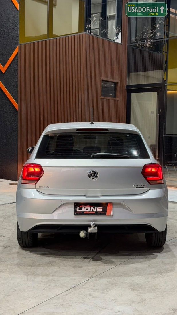 Volkswagen Polo Comfortline 1.0 200 TSI Automático Flex 2017/2018 — foto 9 de 10