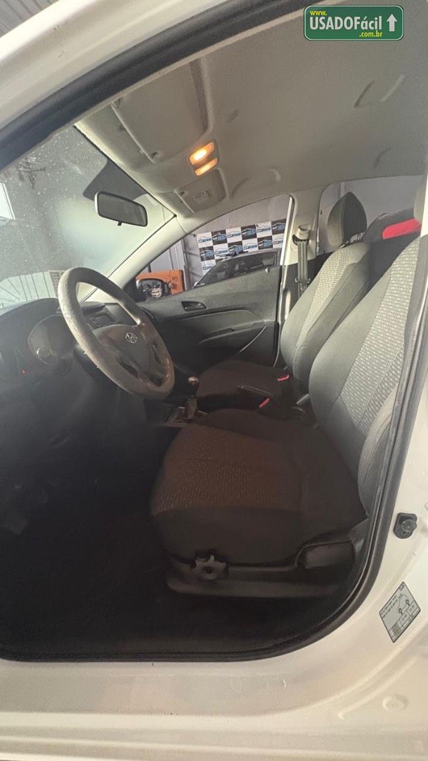 Hyundai HB20 Hatch Unique 1.0 Mecânico Flex 2019/2019 — foto 8 de 9