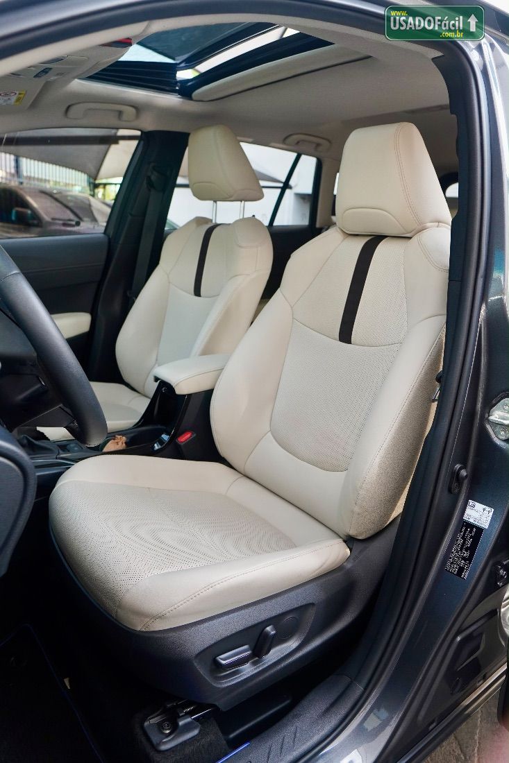 TOYOTA Corolla Cross XRX 1.8 Automático Híbrido 2025/2026 — foto 8 de 14