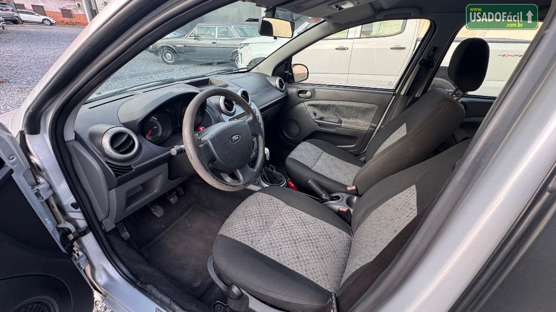 Ford Fiesta Hatch Class 1.6 5P Flex 2013/2013 — foto 10 de 14