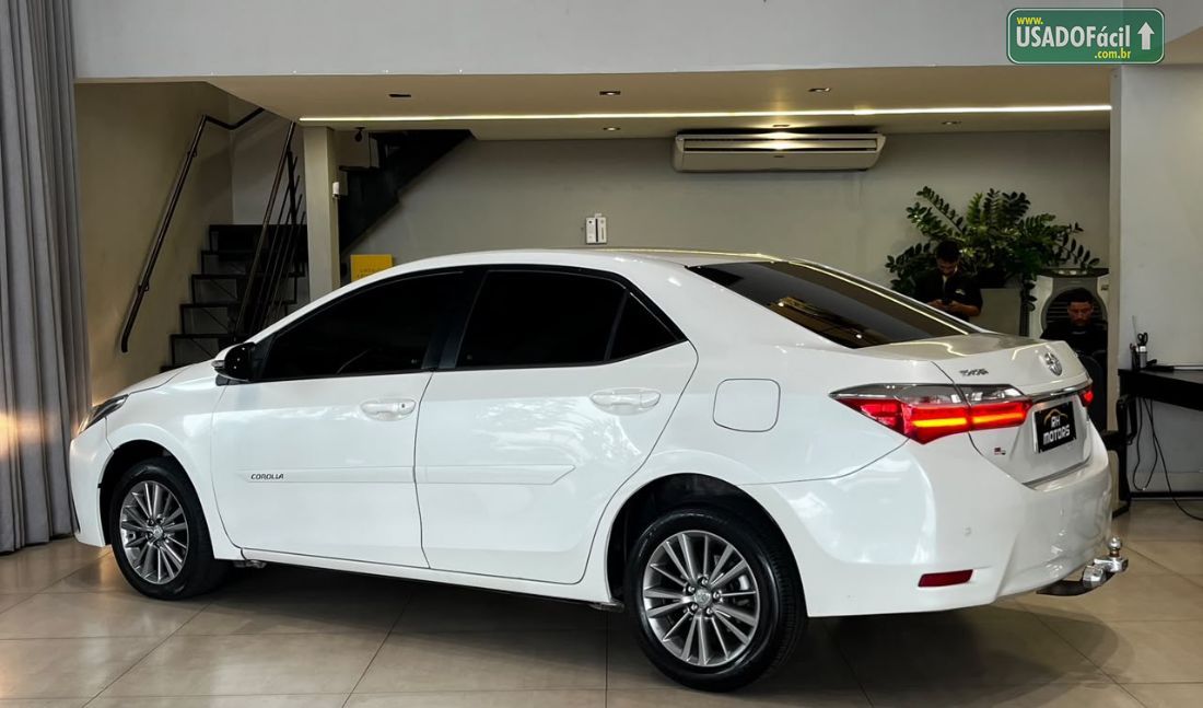 Toyota Corolla GLi Upper 1.8 Automático Flex 2017/2018 — foto 6 de 10