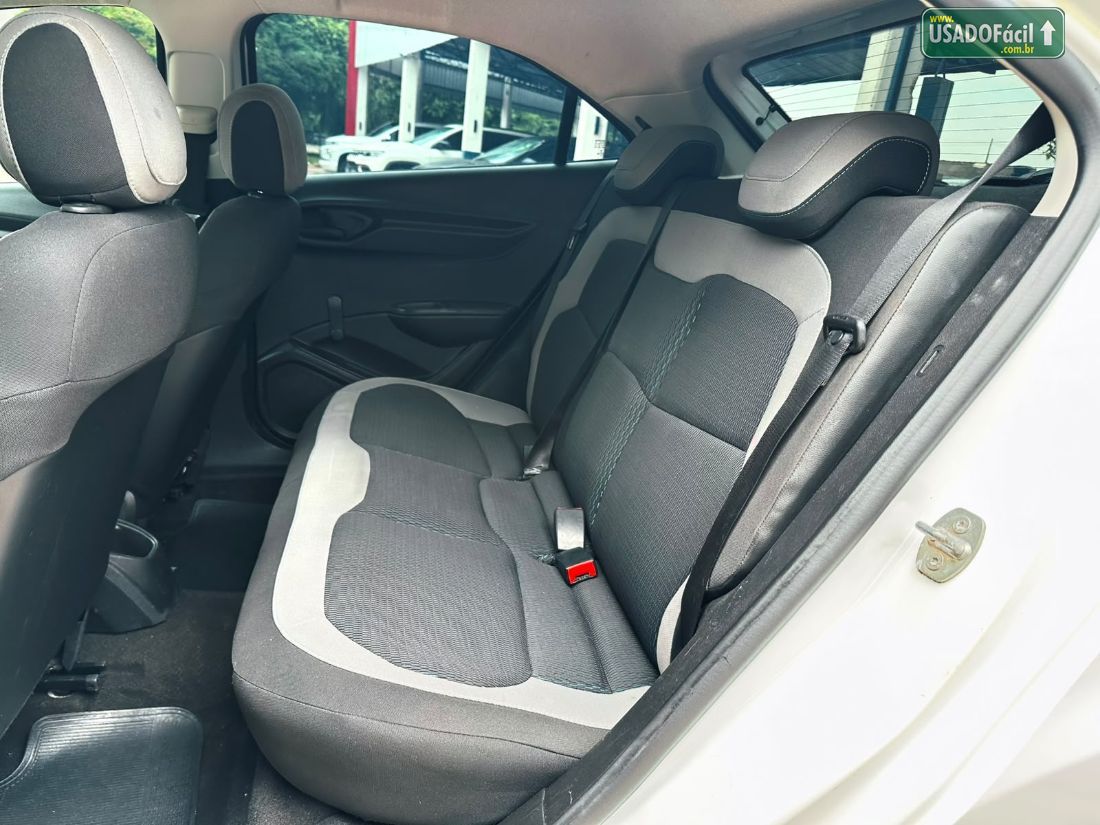 CHEVROLET/GM Onix Hatch LS 1.0 Mecânico Flex 2015/2016 — foto 11 de 17